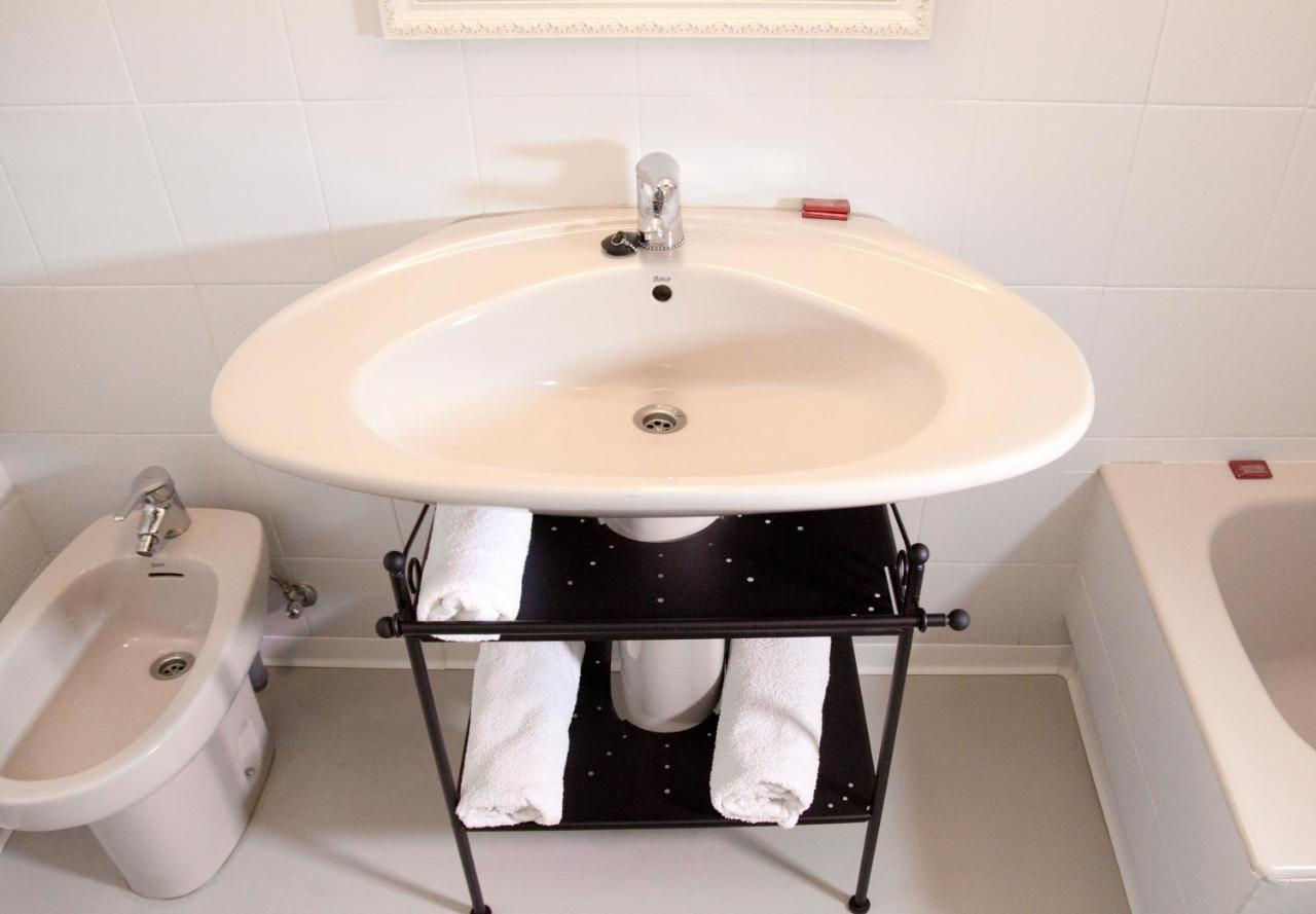 Hostal Boreal Mistral Burgo Exteriör bild